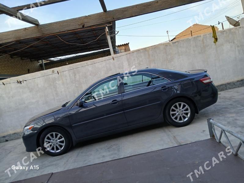 Toyota Camry 2010 - 219 000 TMT - Байрамали - img 2