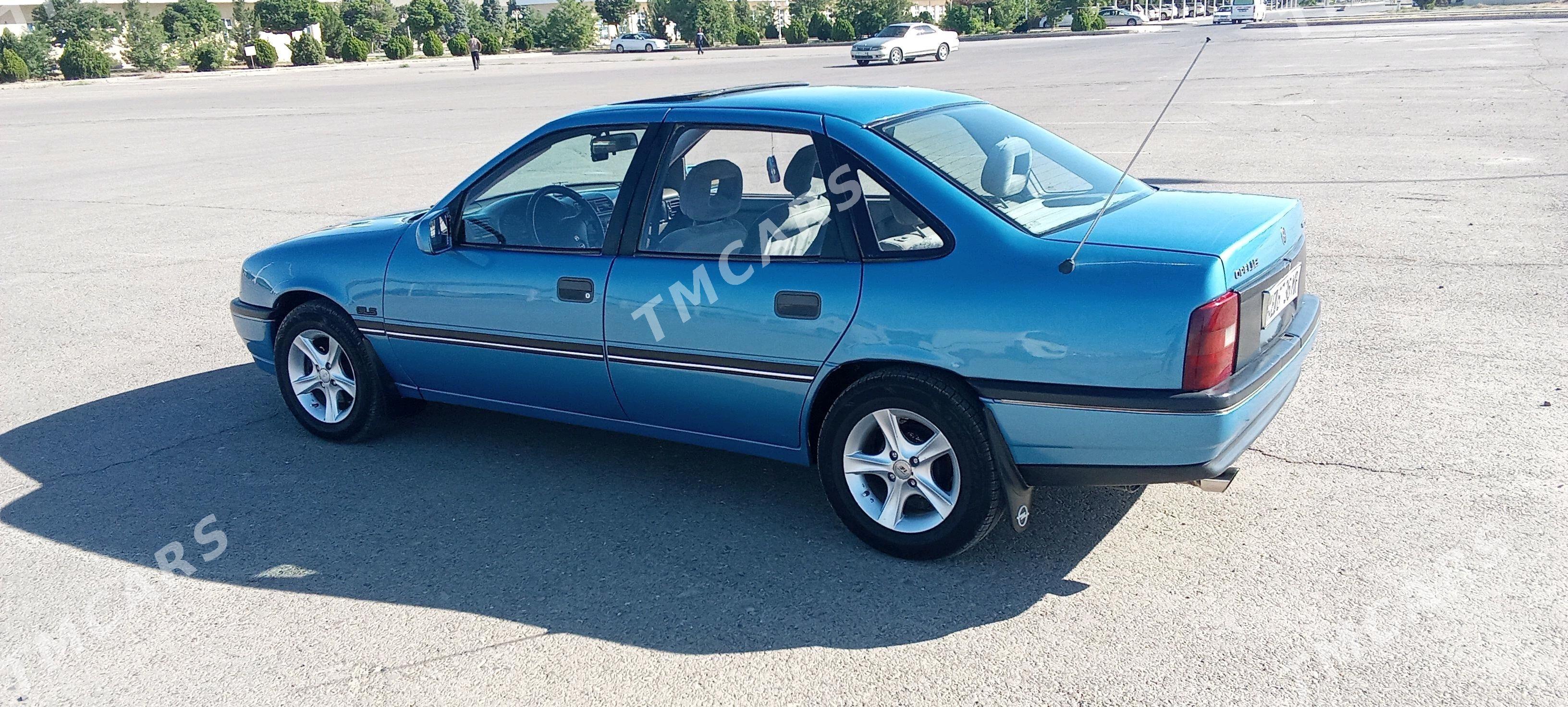 Opel Vectra 1989 - 45 000 TMT - Мары - img 5