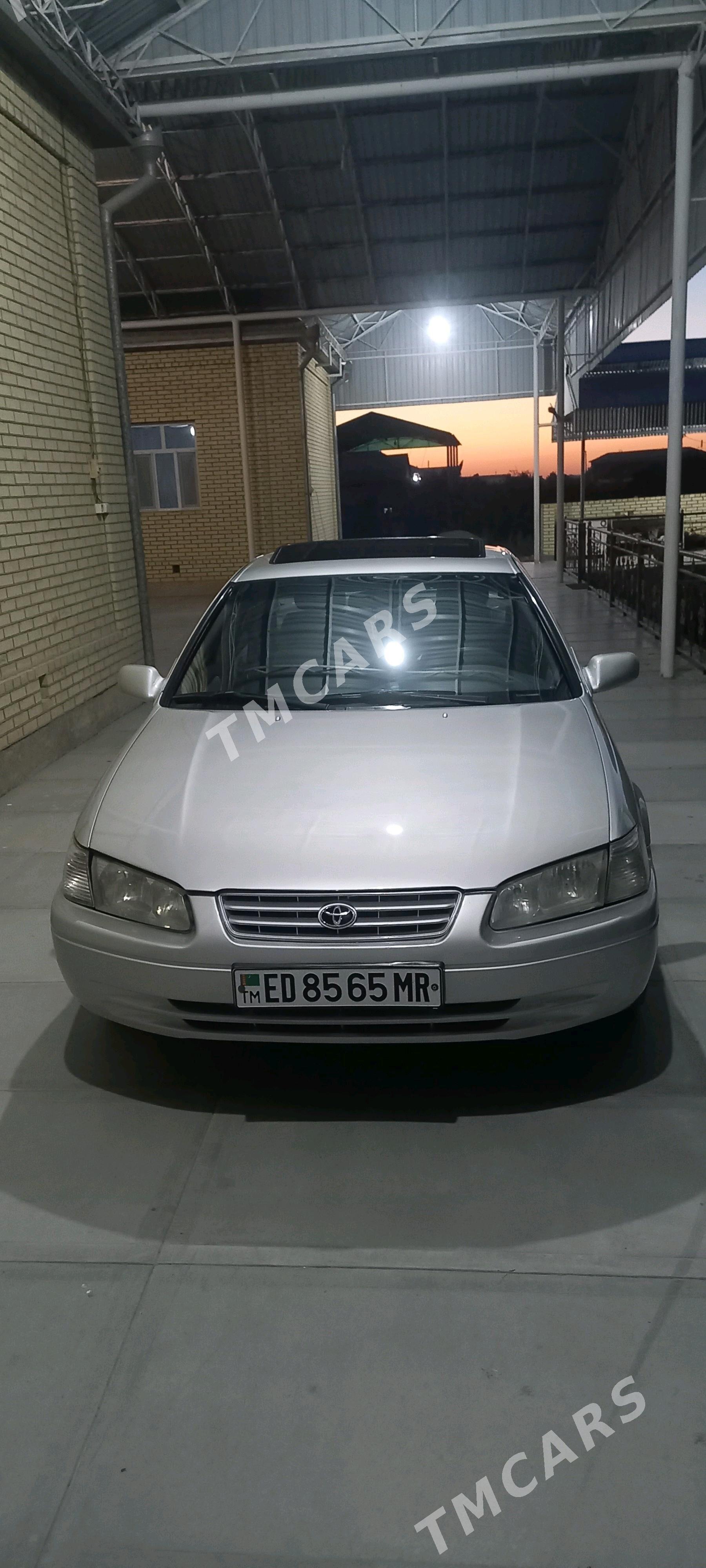 Toyota Camry 2000 - 135 000 TMT - Сакарчага - img 2