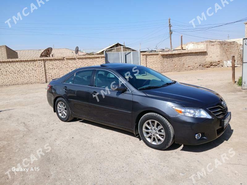 Toyota Camry 2010 - 219 000 TMT - Байрамали - img 9
