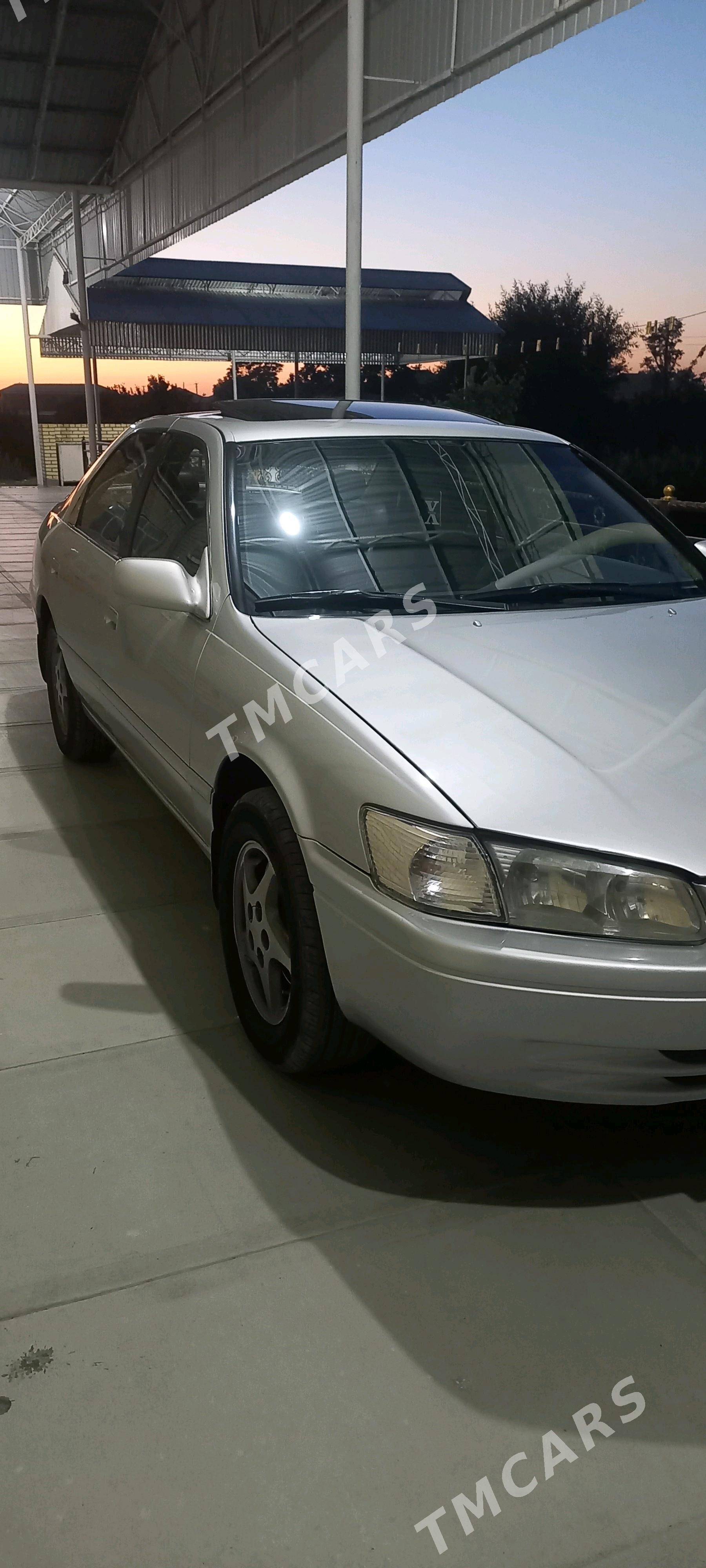 Toyota Camry 2000 - 135 000 TMT - Сакарчага - img 4