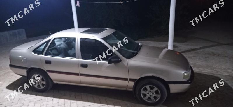 Opel Vectra 1991 - 25 000 TMT - Байрамали - img 5