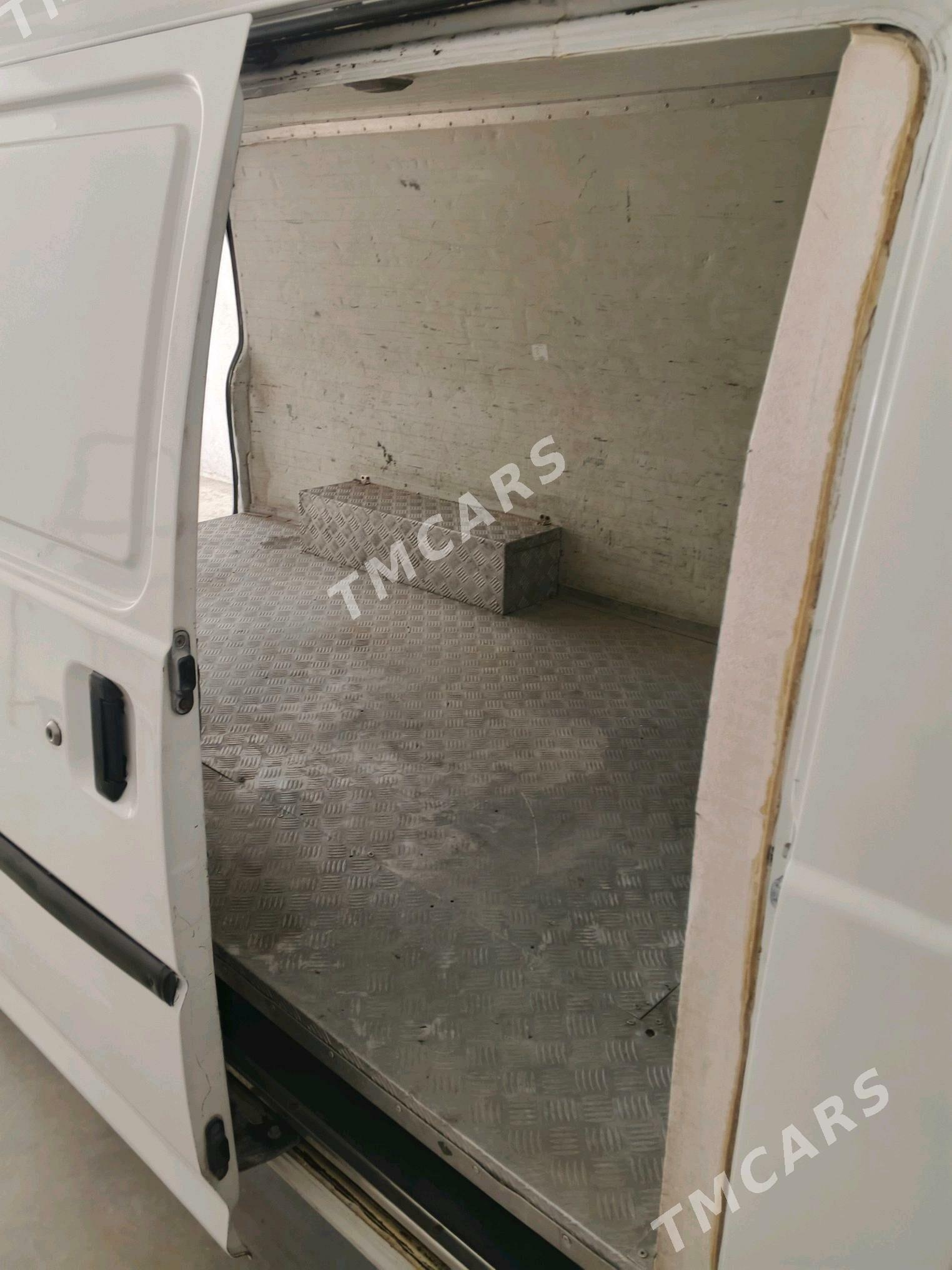 Hyundai H100 2001 - 60 000 TMT - Балканабат - img 3