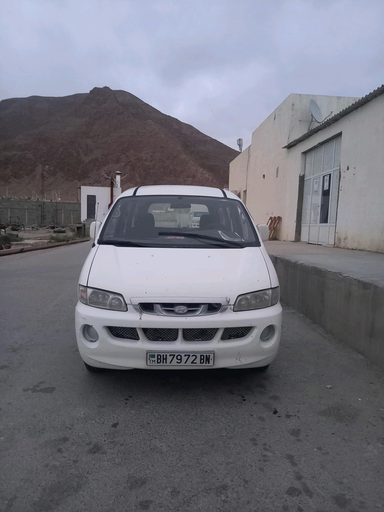 Hyundai H-1 2001 - 75 000 TMT - Балканабат - img 4
