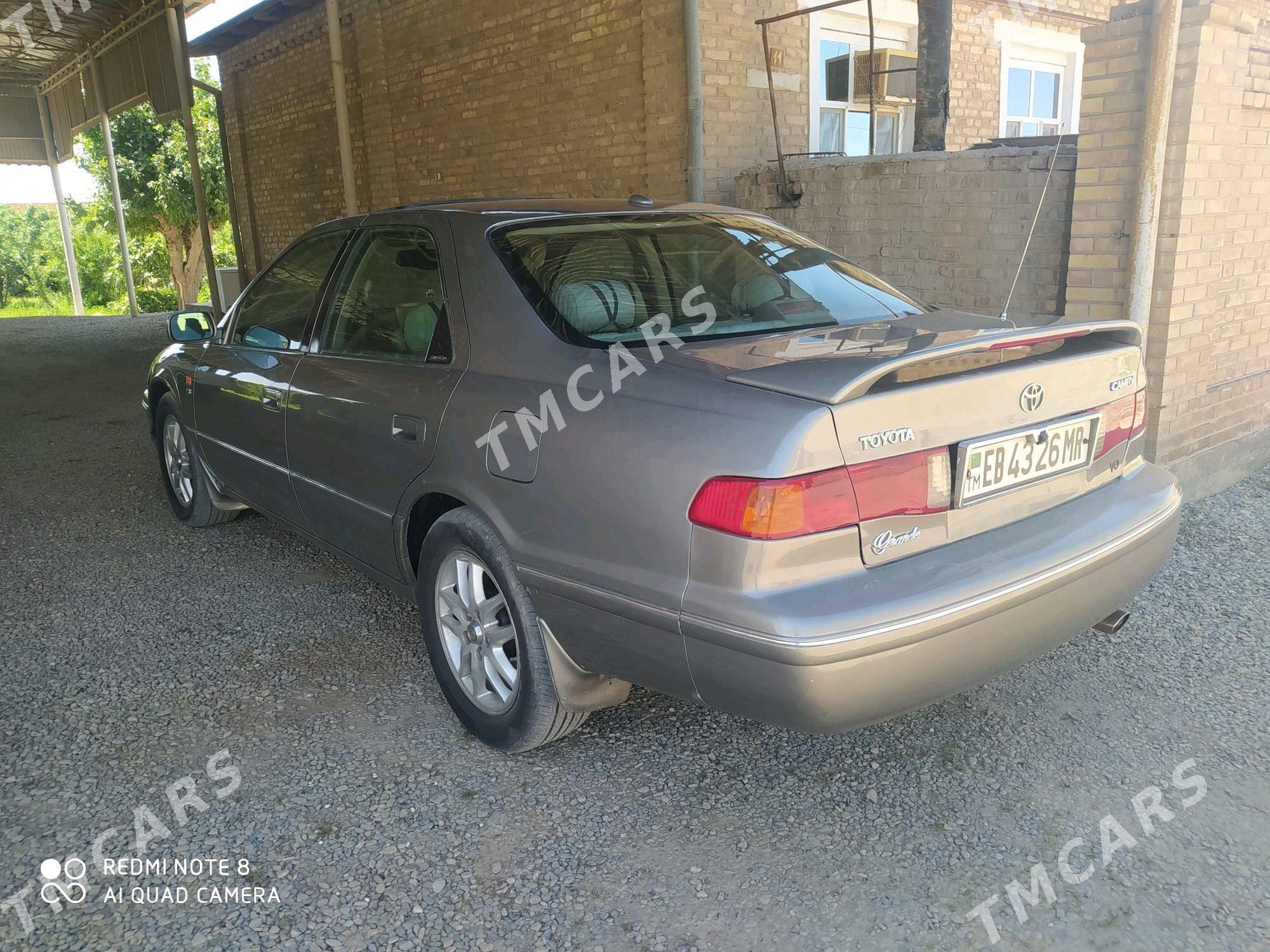 Toyota Camry 2000 - 125 000 TMT - Сакарчага - img 5