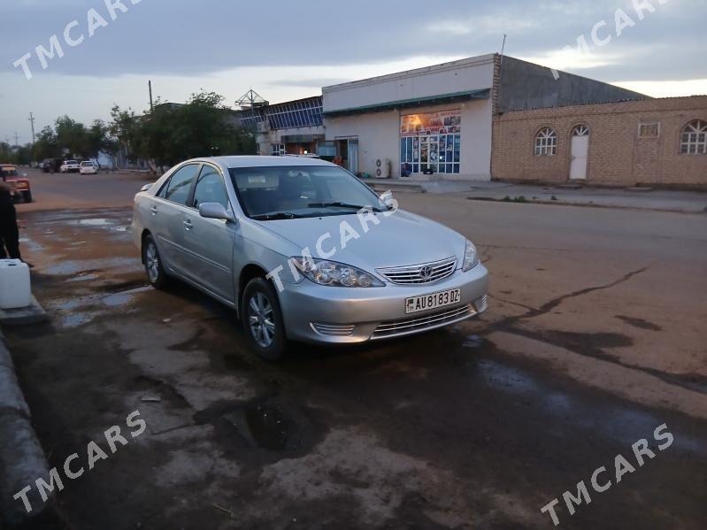 Toyota Camry 2003 - 155 000 TMT - Губадаг - img 3