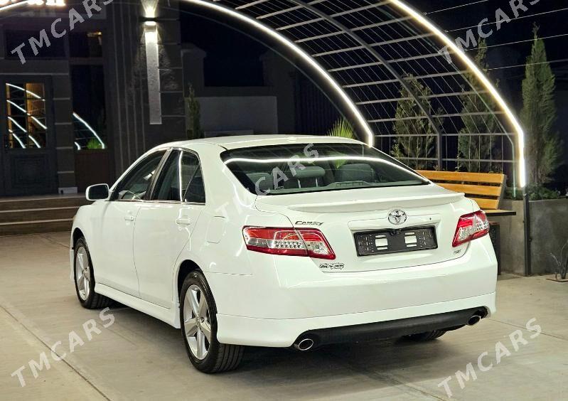 Toyota Camry 2010 - 214 000 TMT - Дашогуз - img 4