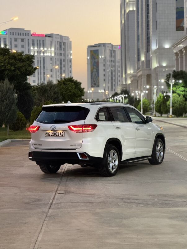 Toyota Highlander 2019 - 420 000 TMT - 16-njy tapgyr - img 4