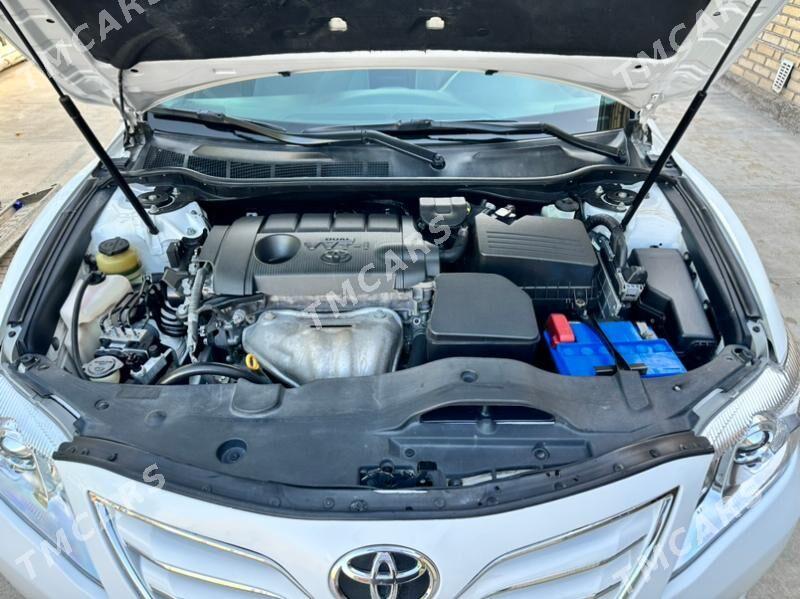 Toyota Camry 2010 - 210 000 TMT - Мары - img 6