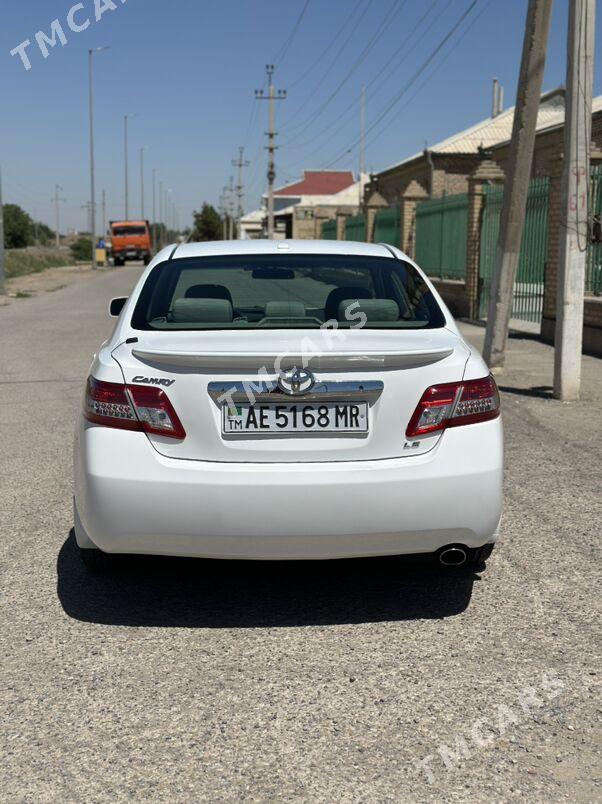 Toyota Camry 2010 - 210 000 TMT - Мары - img 3