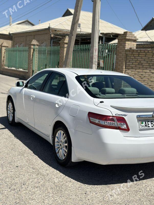 Toyota Camry 2010 - 210 000 TMT - Мары - img 5
