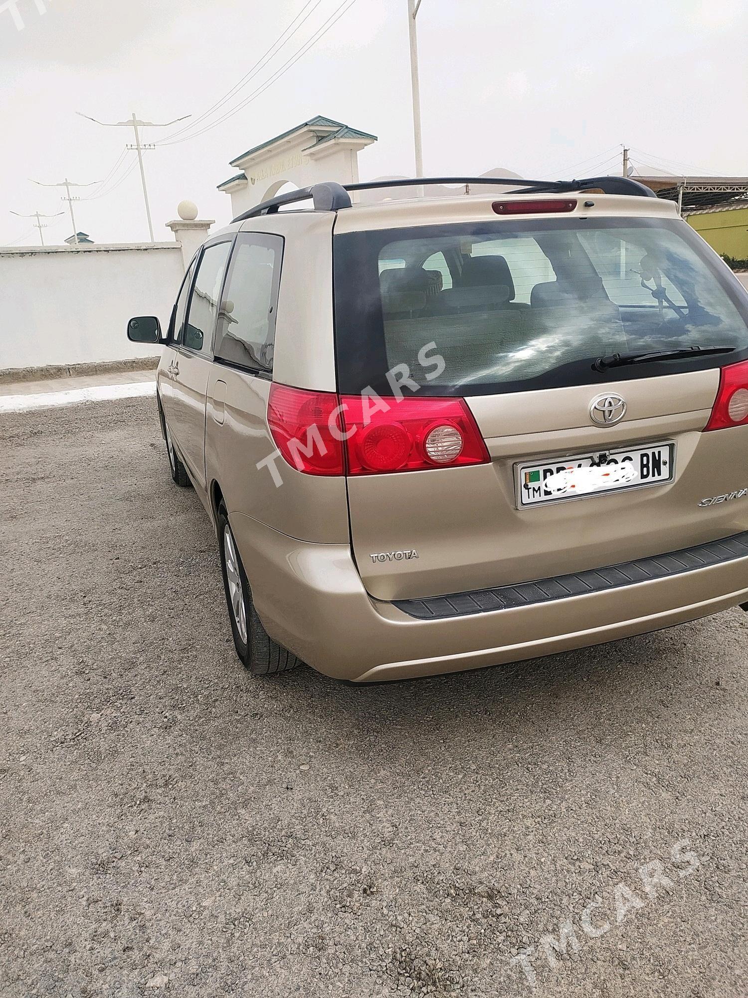 Toyota Sienna 2008 - 195 000 TMT - Балканабат - img 7