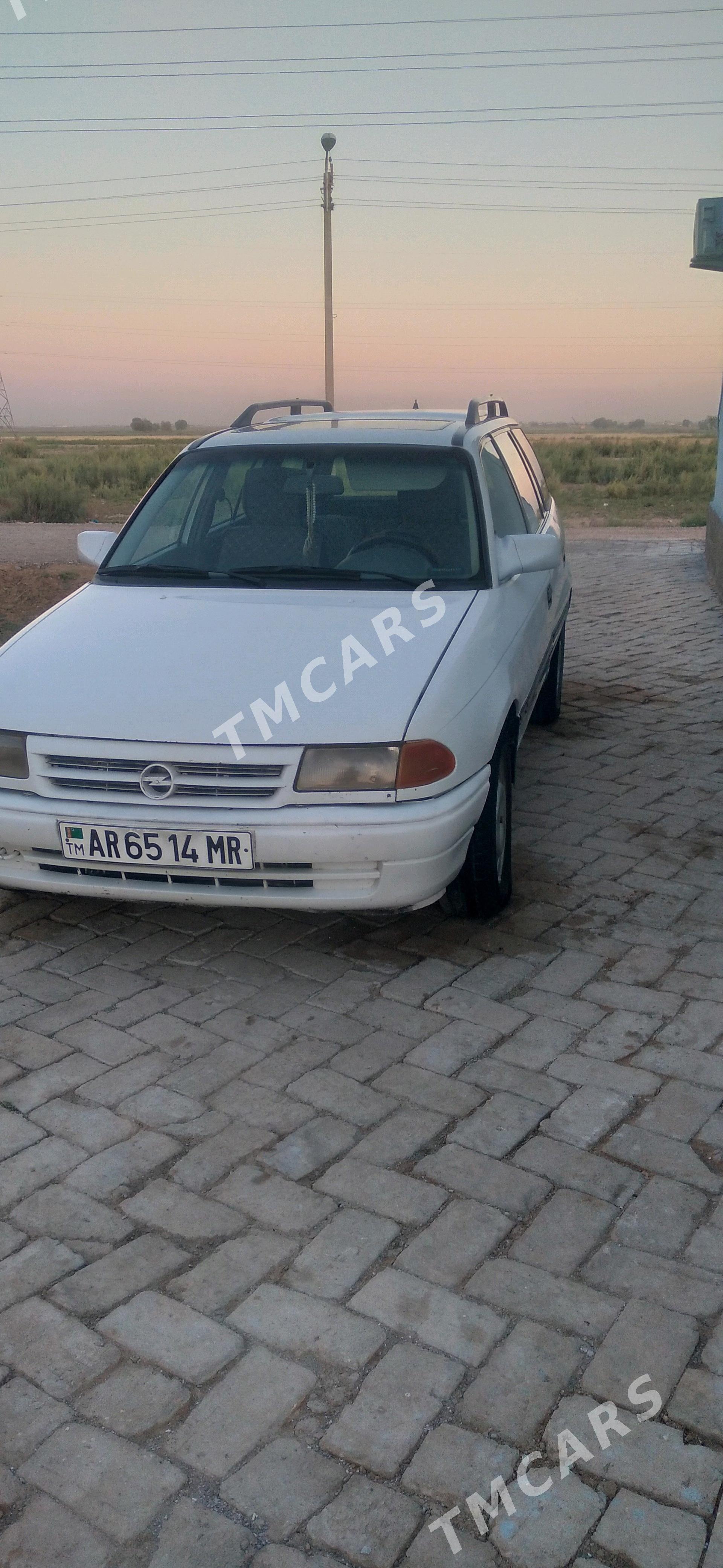 Opel Astra 1992 - 30 000 TMT - Murgap - img 3