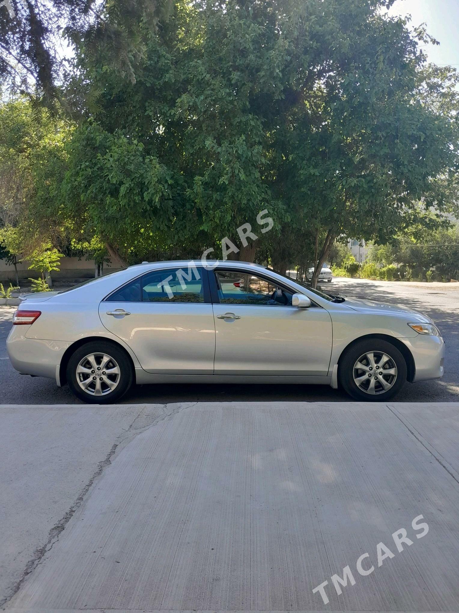 Toyota Camry 2009 - 158 000 TMT - 11 mkr - img 2