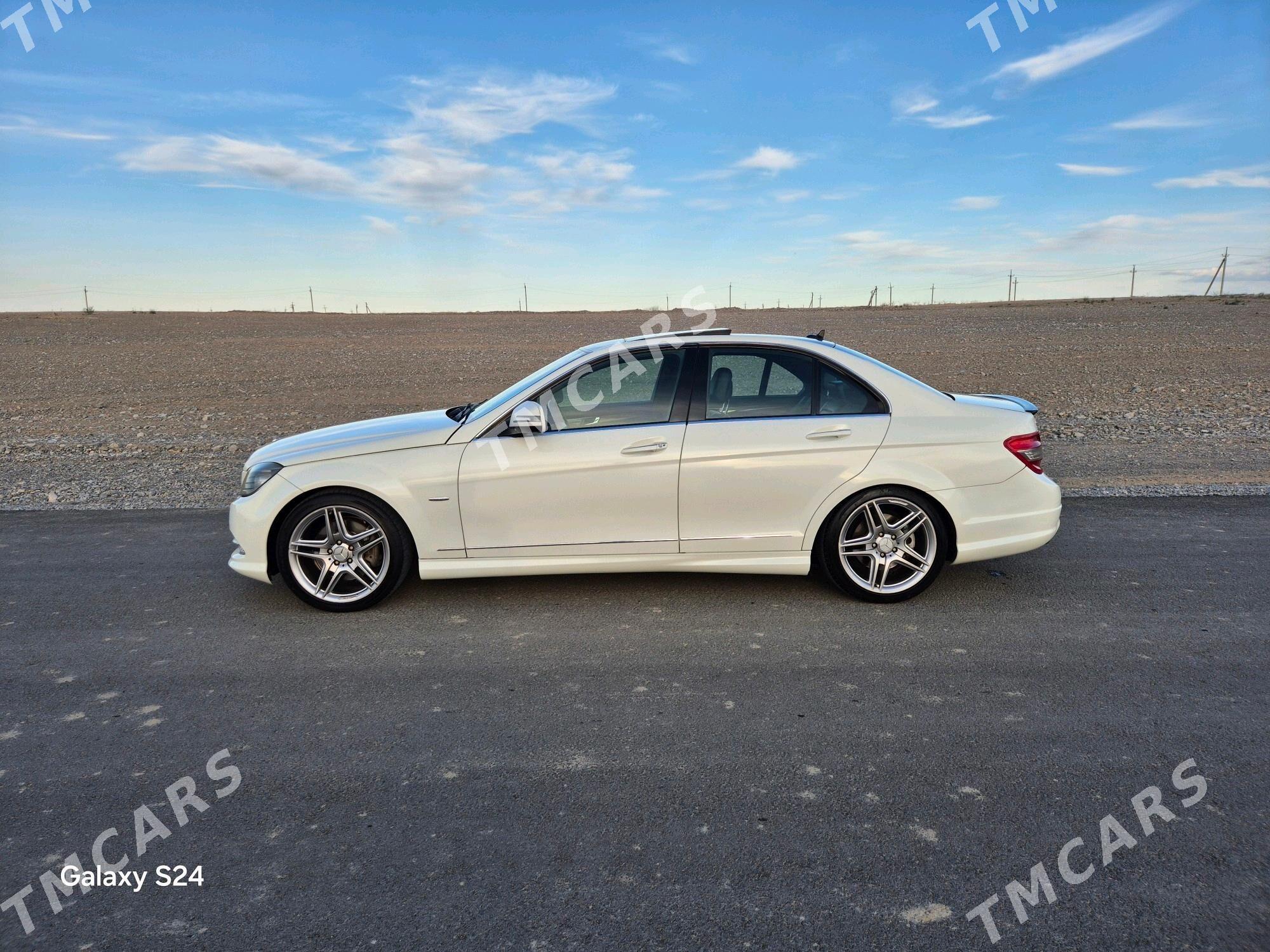 Mercedes-Benz C350 2009 - 165 000 TMT - Aşgabat - img 5