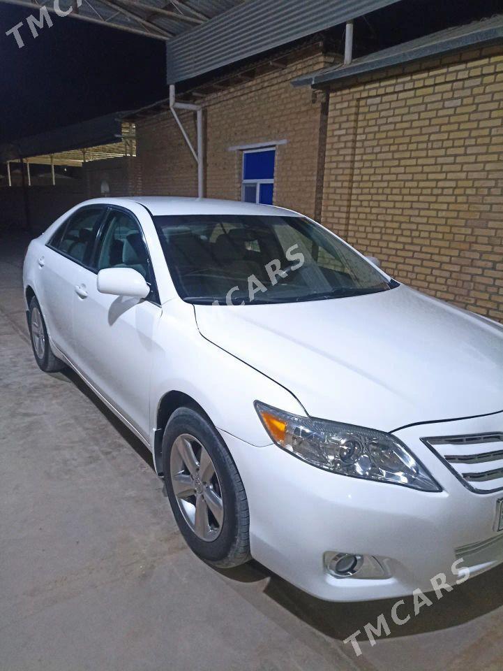 Toyota Camry 2010 - 180 000 TMT - Mary - img 2