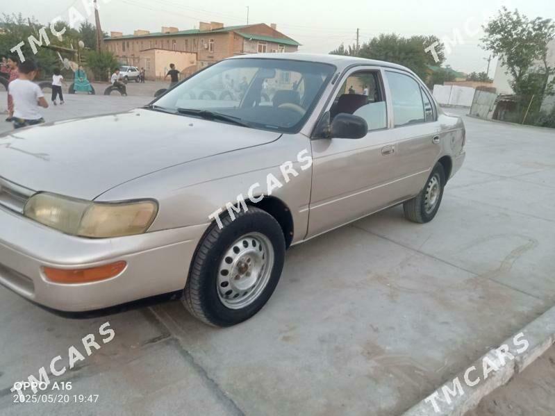 Toyota Corolla 1995 - 45 000 TMT - Türkmenabat - img 2