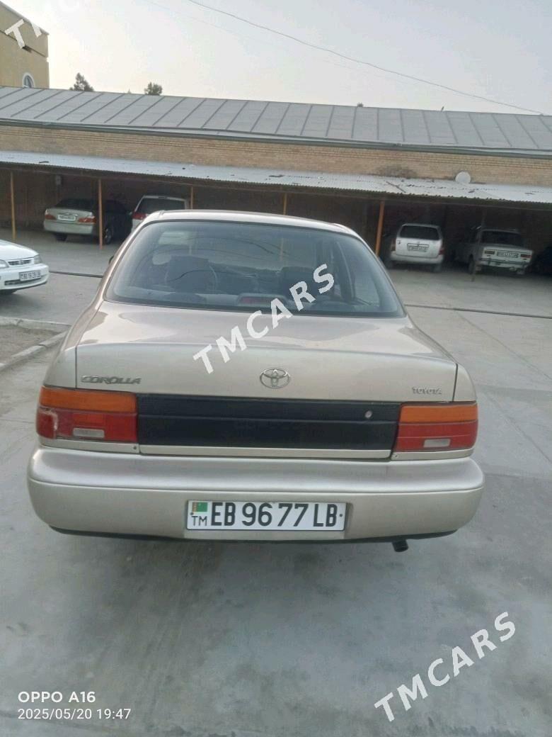 Toyota Corolla 1995 - 45 000 TMT - Türkmenabat - img 3