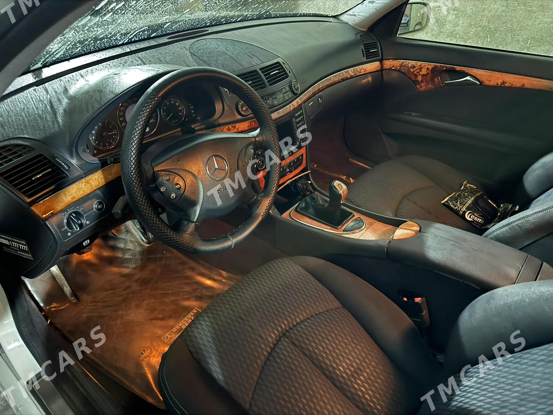 Mercedes-Benz E350 2006 - 128 000 TMT - Ашхабад - img 3