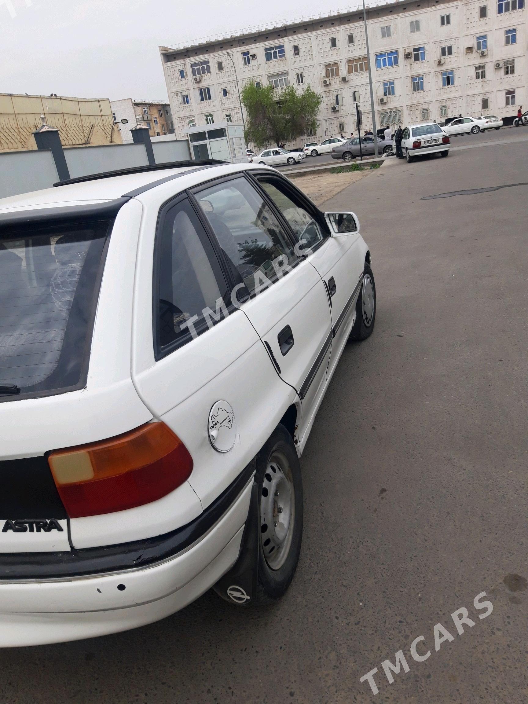 Opel Astra 1993 - 50 000 TMT - Mary - img 6