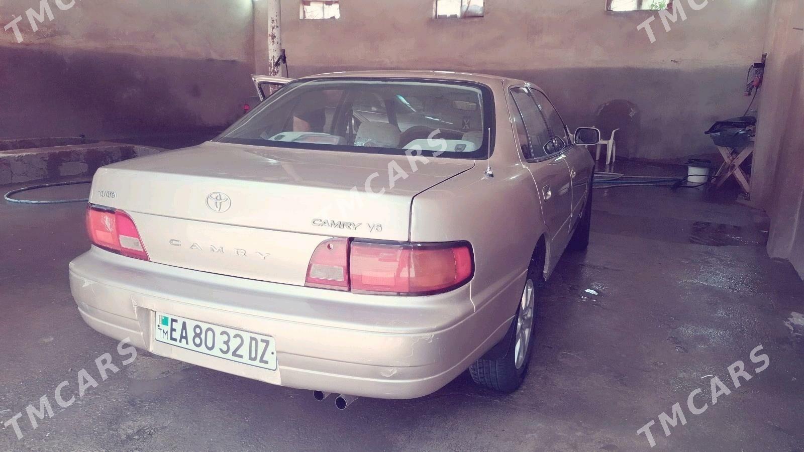 Toyota Camry 1994 - 75 000 TMT - Кёнеургенч - img 2