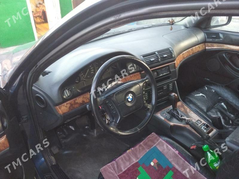 BMW E39 1998 - 72 000 TMT - Türkmenbaşy - img 3