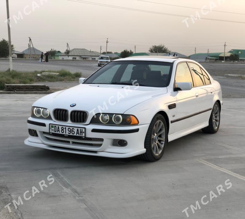 BMW E39 2002 - 135 000 TMT - Aşgabat - img 3