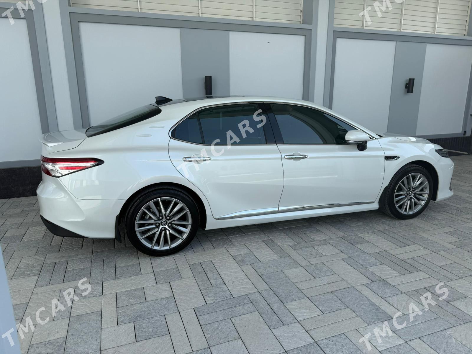 Toyota Camry 2023 - 620 000 TMT - Aşgabat - img 4