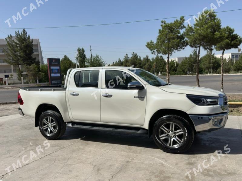Toyota Hilux 2016 - 480 000 TMT - Мары - img 2