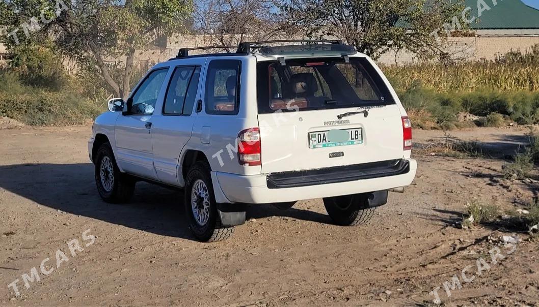 Nissan Pathfinder 1996 - 60 000 TMT - Дянев - img 3