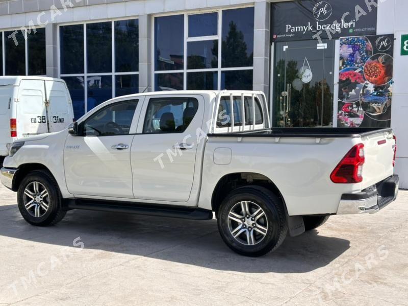 Toyota Hilux 2016 - 480 000 TMT - Мары - img 3