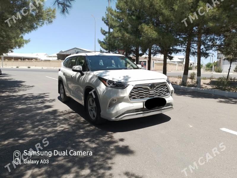 Toyota Highlander 2021 - 450 000 TMT - Мары - img 3