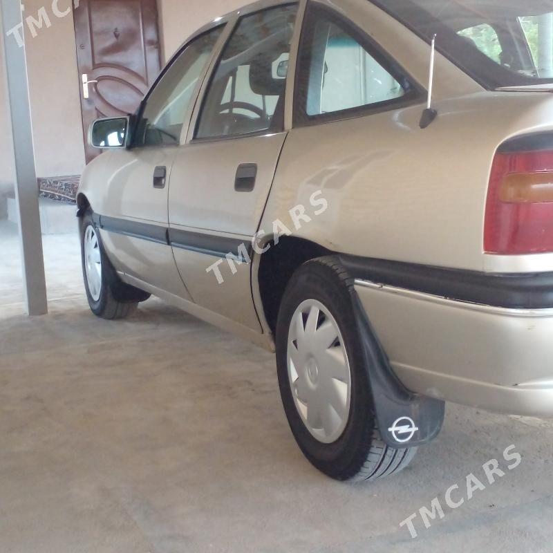 Opel Vectra 1992 - 23 000 TMT - Байрамали - img 4