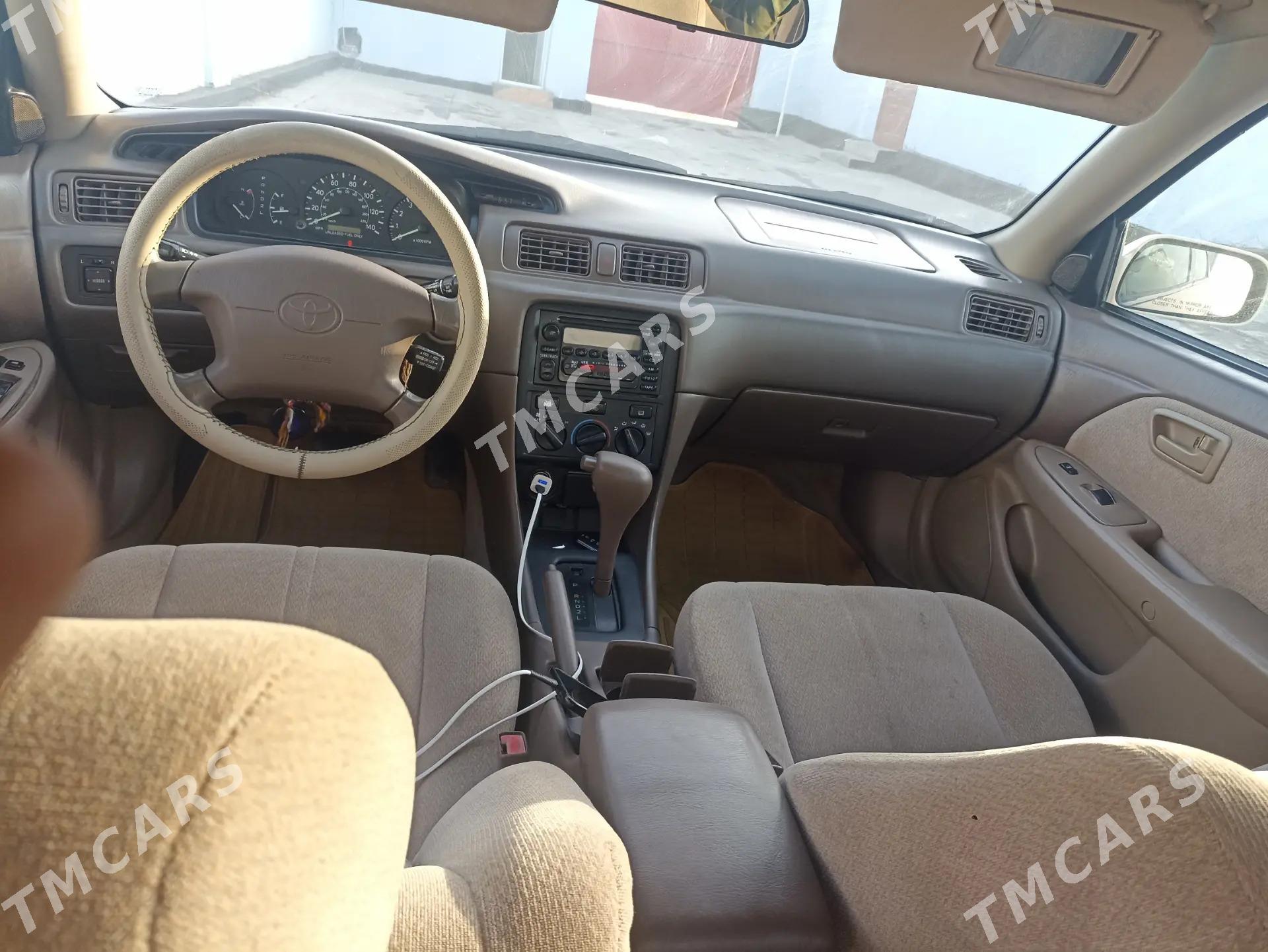 Toyota Camry 2001 - 130 000 TMT - Boldumsaz - img 7