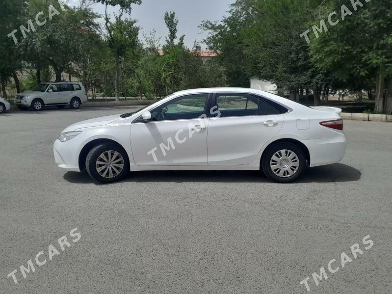 Toyota Camry 2017 - 215 500 TMT - 10 мкр - img 4