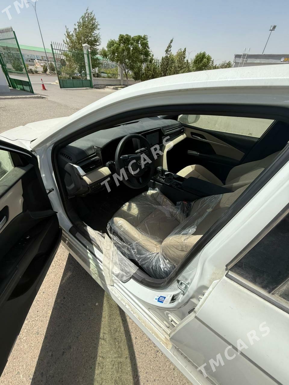 Toyota Camry 2025 - 650 000 TMT - Aşgabat - img 5