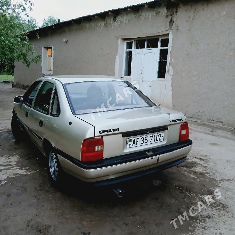 Opel Vectra 1992 - 30 000 TMT - Болдумсаз - img 3