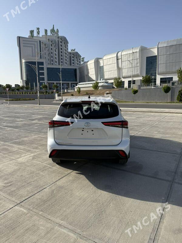 Toyota Highlander 2022 - 515 000 TMT - Ашхабад - img 4
