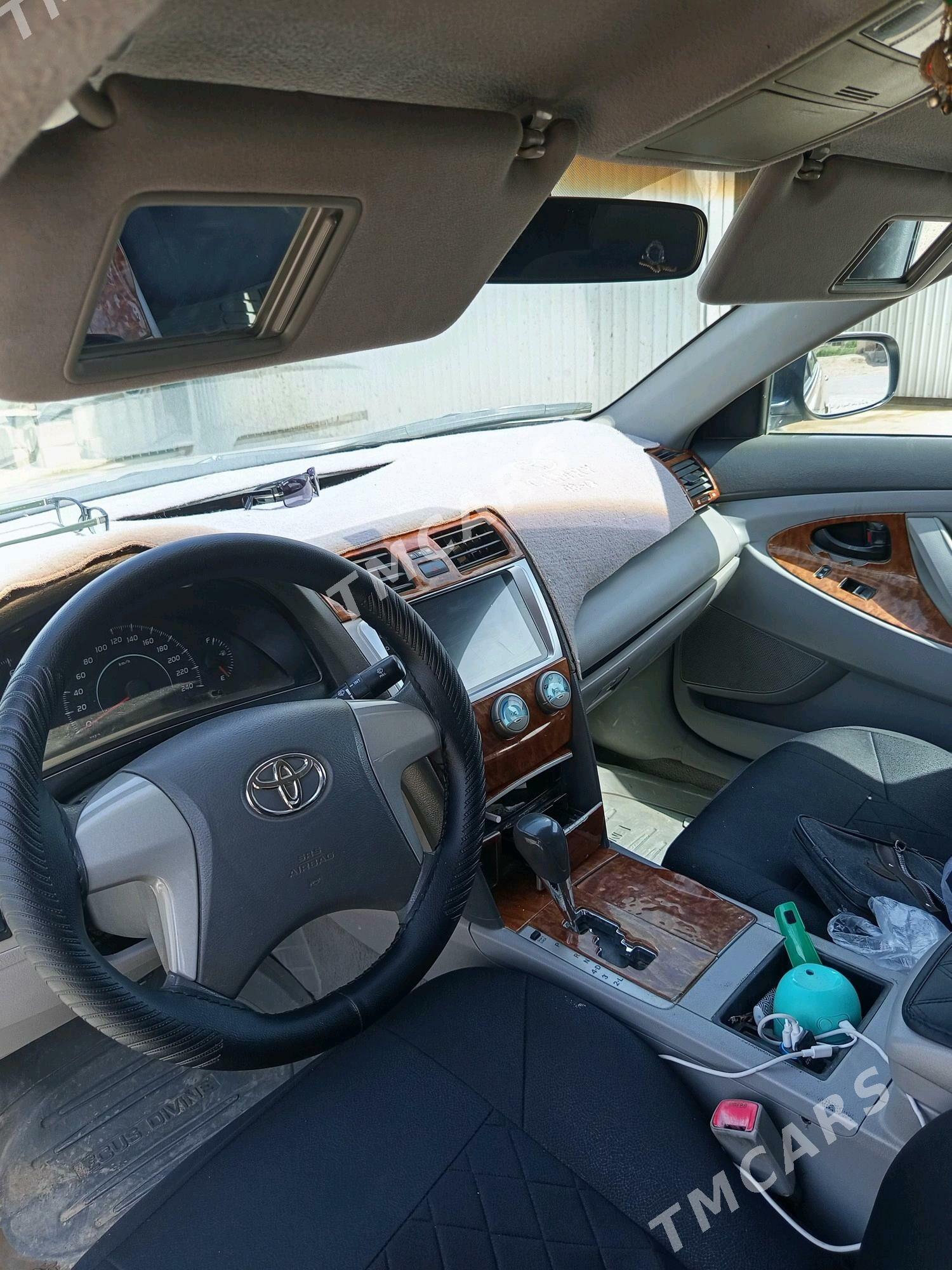 Toyota Camry 2008 - 132 000 TMT - Мургап - img 2