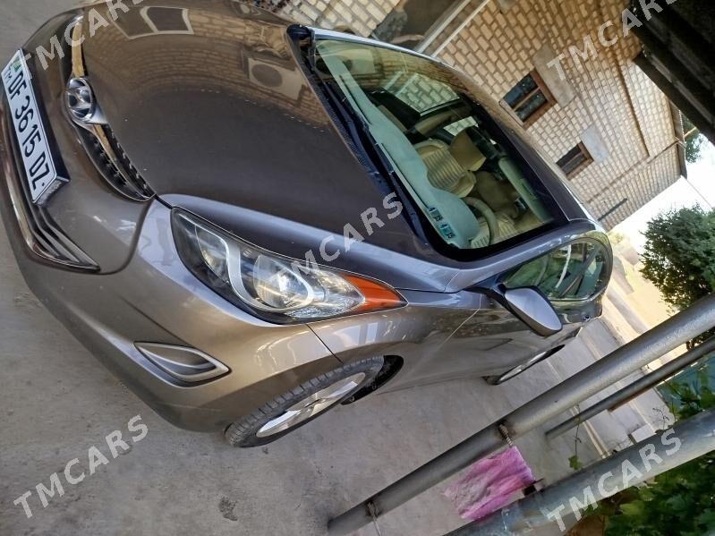 Hyundai Elantra 2011 - 140 000 TMT - Гороглы (Тагта) - img 3