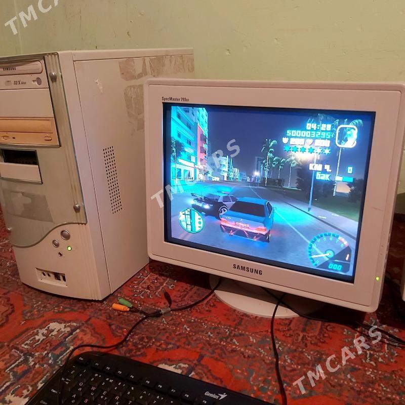 DOMASNY KAMPUTR PENTIUM4 - Halaç - img 2
