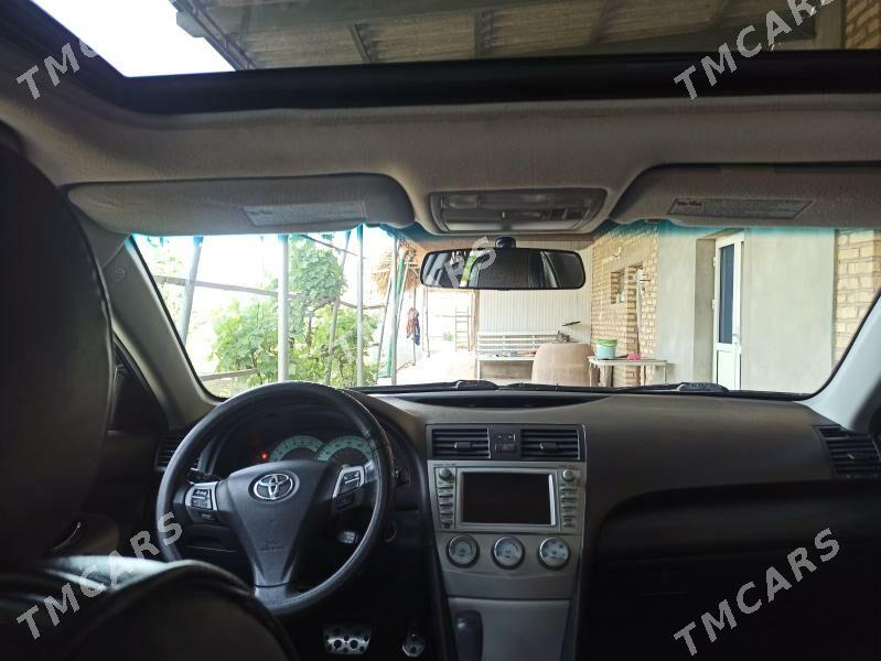 Toyota Camry 2010 - 230 000 TMT - Görogly (Tagta) - img 2