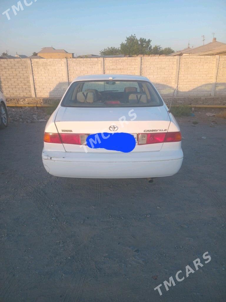 Toyota Camry 2001 - 110 000 TMT - Köýtendag - img 1