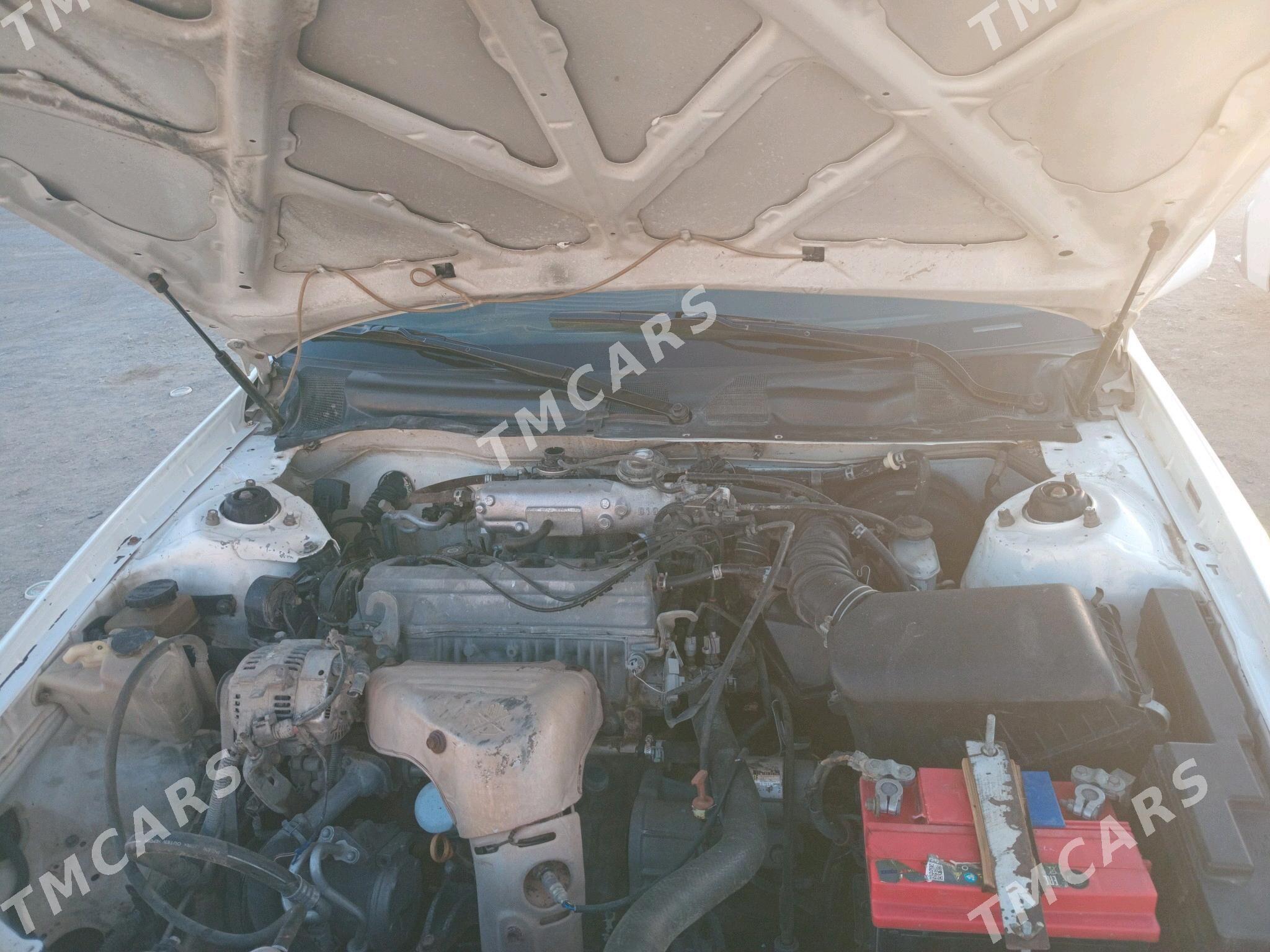 Toyota Camry 2001 - 110 000 TMT - Köýtendag - img 3