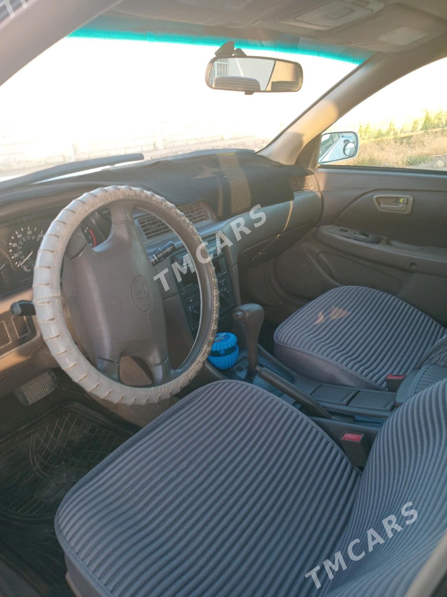 Toyota Camry 2001 - 110 000 TMT - Köýtendag - img 4