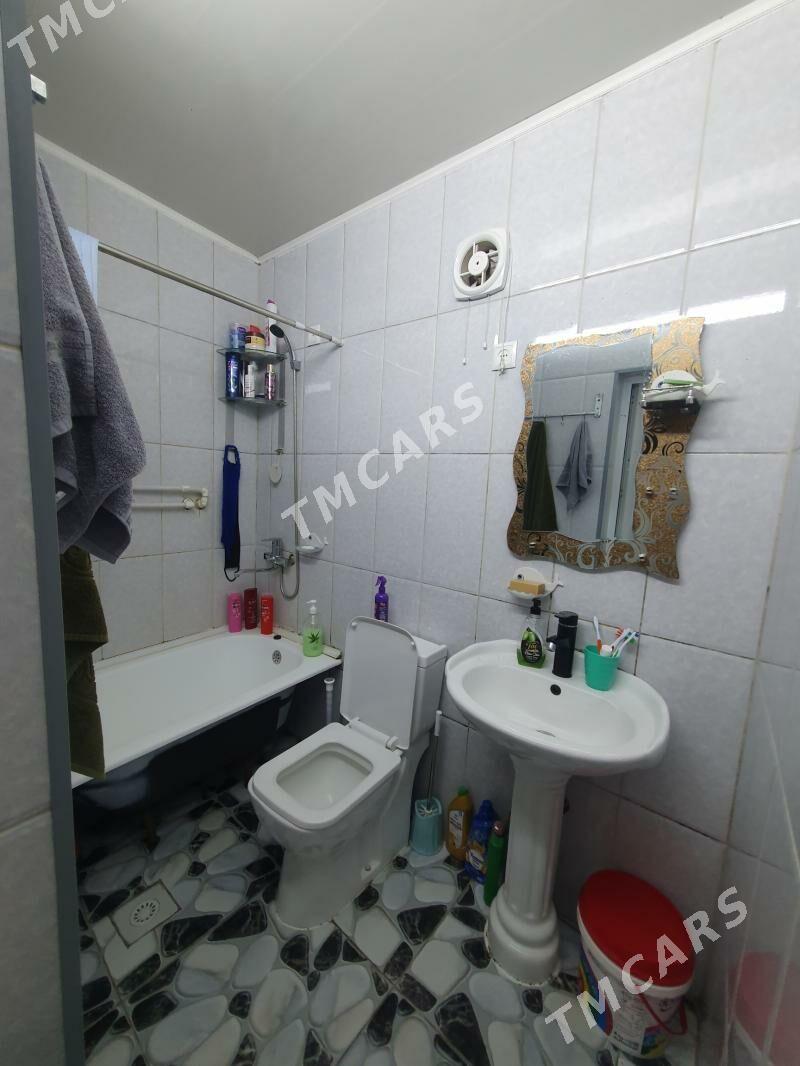 2kom2etaj eyesinden - Türkmenbaşy - img 1