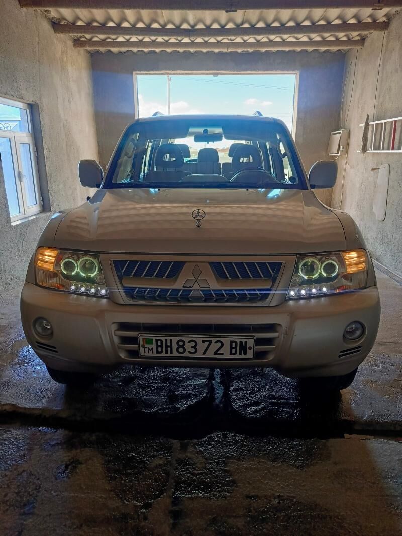 Mitsubishi Pajero 2005 - 160 000 TMT - Balkanabat - img 10