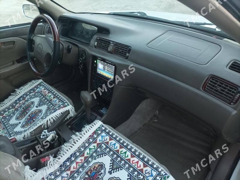 Toyota Camry 2000 - 130 000 TMT - Daşoguz - img 5