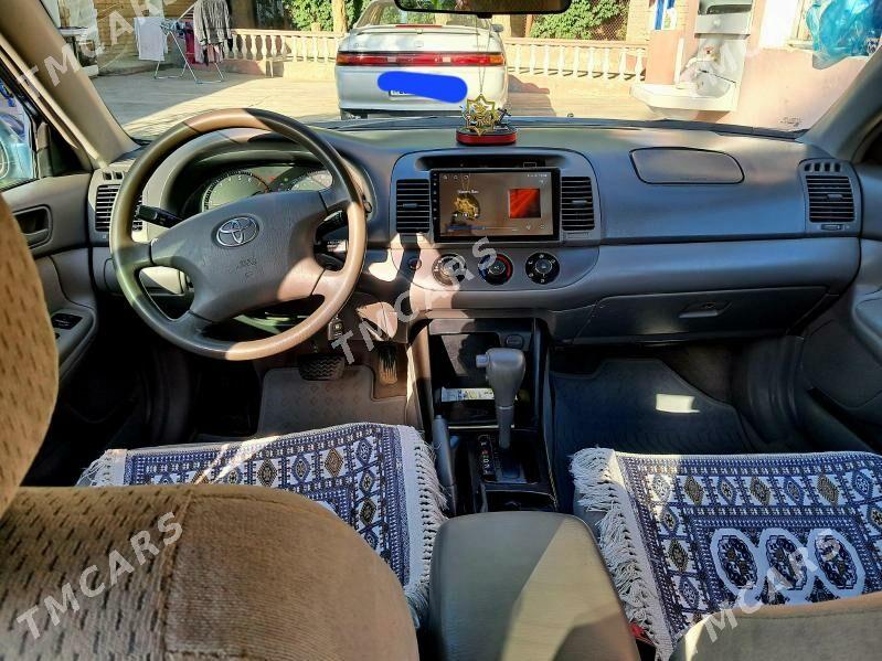Toyota Camry 2004 - 140 000 TMT - Байрамали - img 3