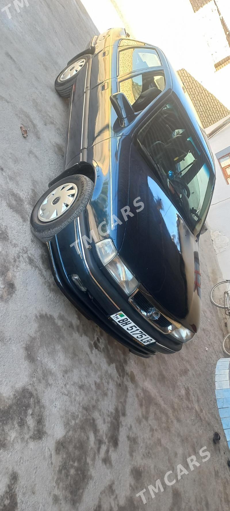 Opel Vectra 1991 - 38 000 TMT - Сакар - img 5